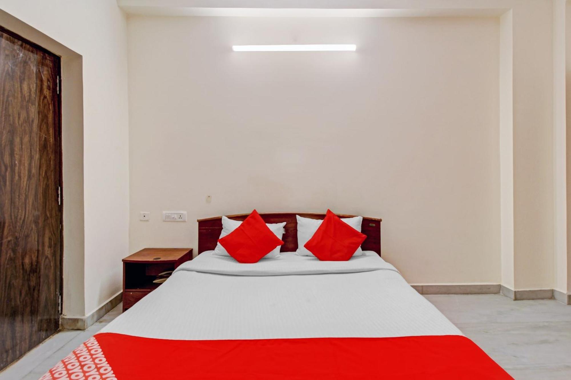 Kondapur  Hotel O Kalyan מראה חיצוני תמונה